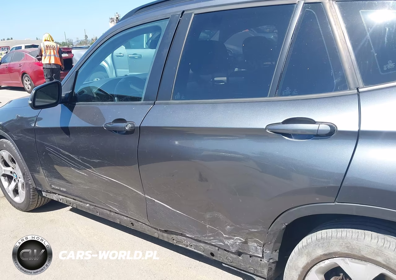 2015 BMW X1 Sdrive28I VIN:WBAVM1C58FV318402 - 6