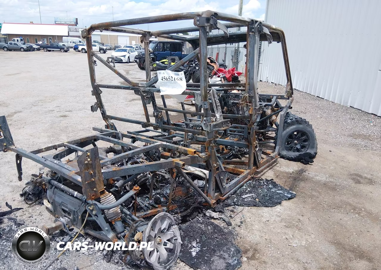 2023 Can-Am Defender Max Limited Cab Hd10 VIN:3JBUUAX43PK005817 - 4