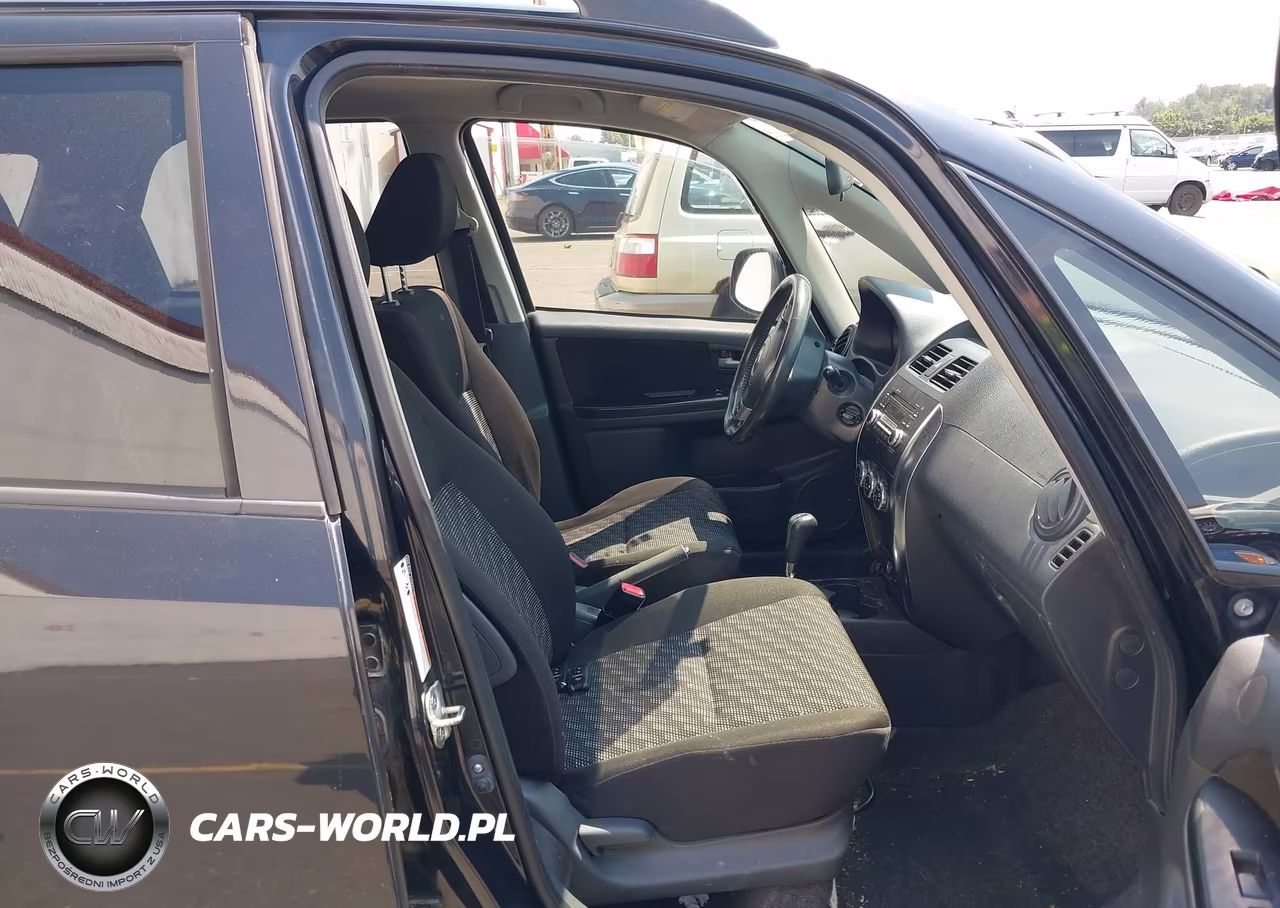 2008 Suzuki Sx4 Convenience-Touring VIN:JS2YB417385103305 - 5