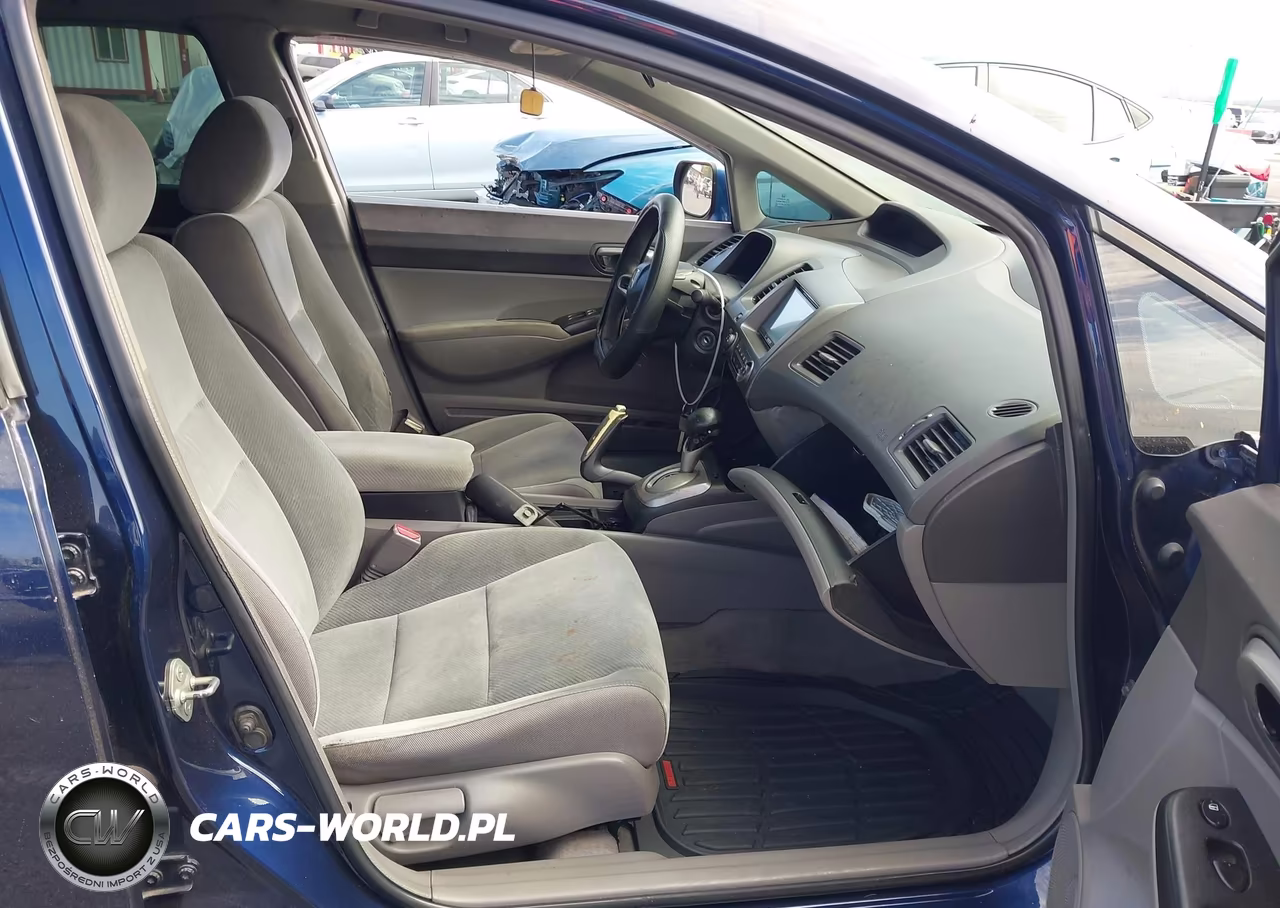 2009 Honda Civic Lx VIN:19XFA16529E004085 - 5