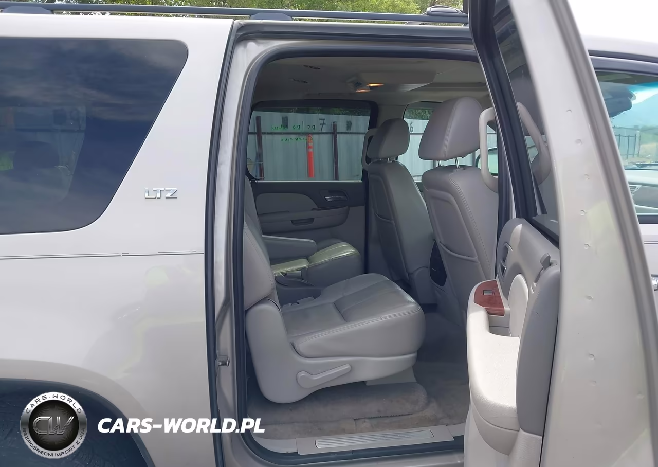 2008 Chevrolet Suburban 1500 Ltz VIN:3GNFK16388G165000 - 8
