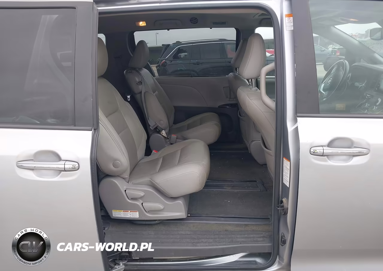 2018 Toyota Sienna Xle 8 Passenger VIN:5TDYZ3DC5JS939819 - 8