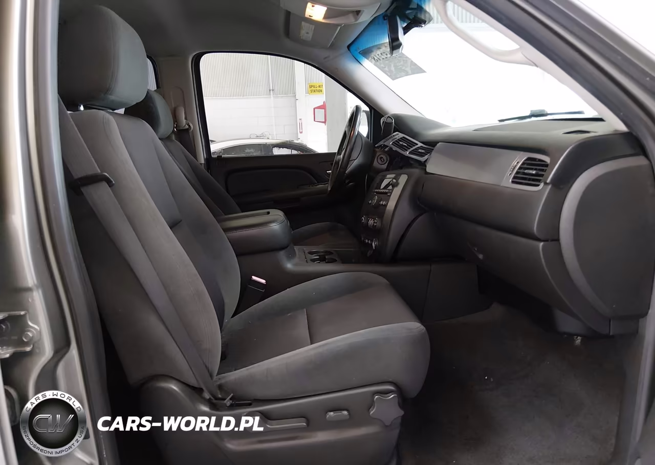 2009 Chevrolet Tahoe Ls VIN:1GNFK13029R242973 - 5