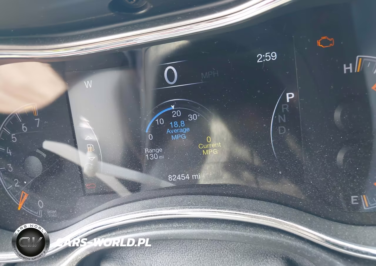 2019 Jeep Grand Cherokee Laredo E 4X4 VIN:1C4RJFAG4KC675161 - 15