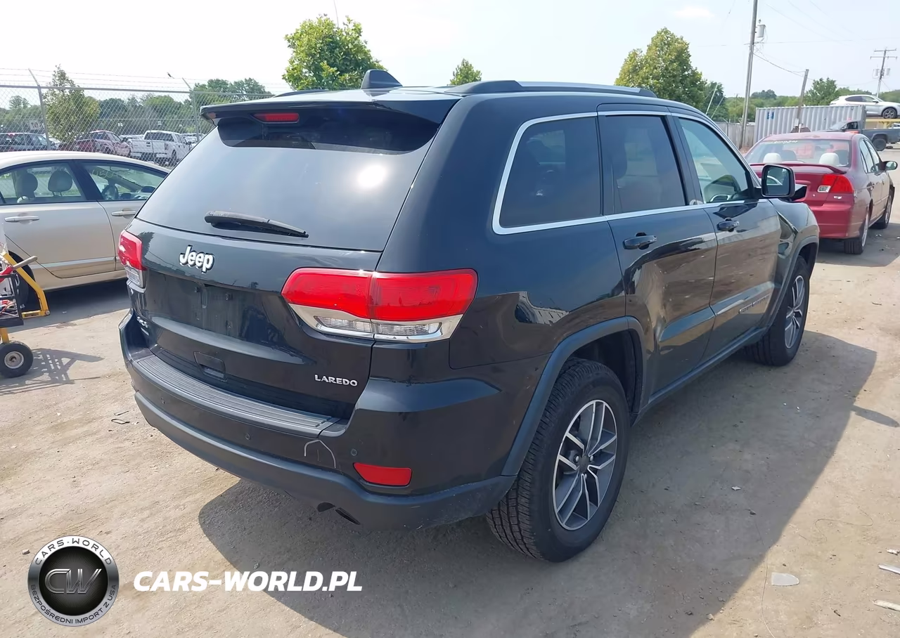 2019 Jeep Grand Cherokee Laredo E 4X4 VIN:1C4RJFAG4KC675161 - 4