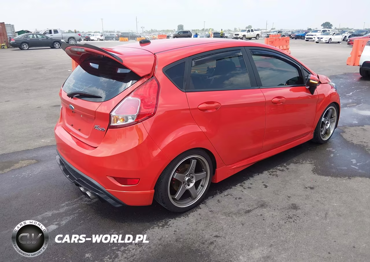2015 Ford Fiesta St VIN:3FADP4GX2FM224258 - 4