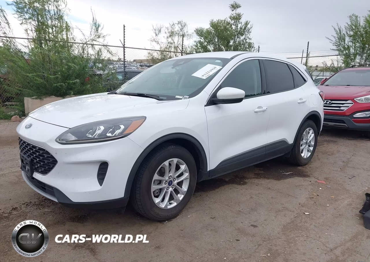 2020 Ford Escape Se VIN:1FMCU0G67LUB84132 - 2
