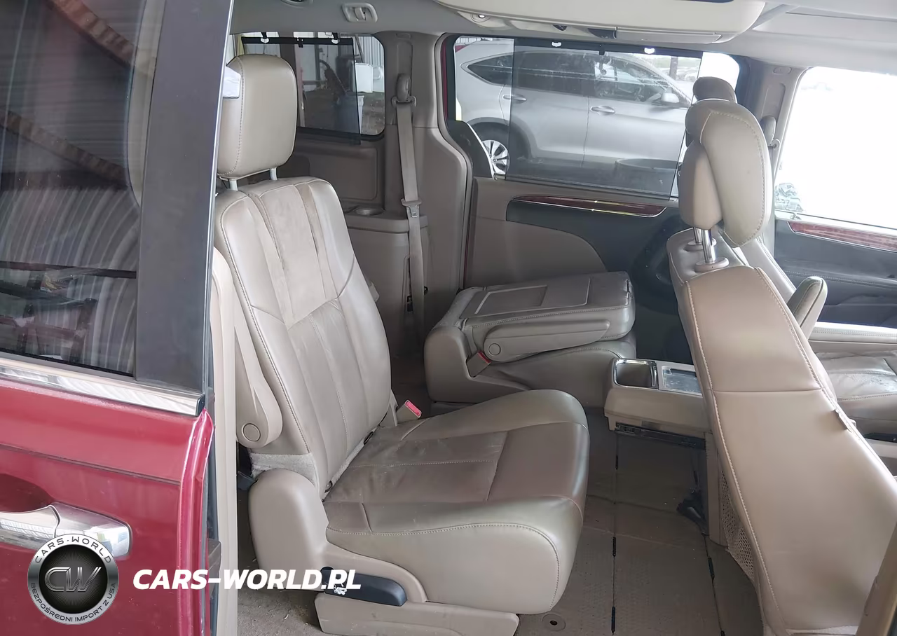 2014 Chrysler Town & Country Limited VIN:2C4RC1GG1ER204133 - 8