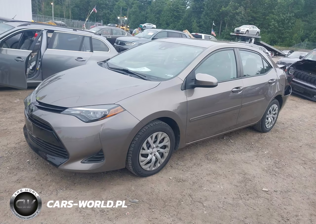 2019 Toyota Corolla Le VIN:2T1BURHE8KC180533 - 2