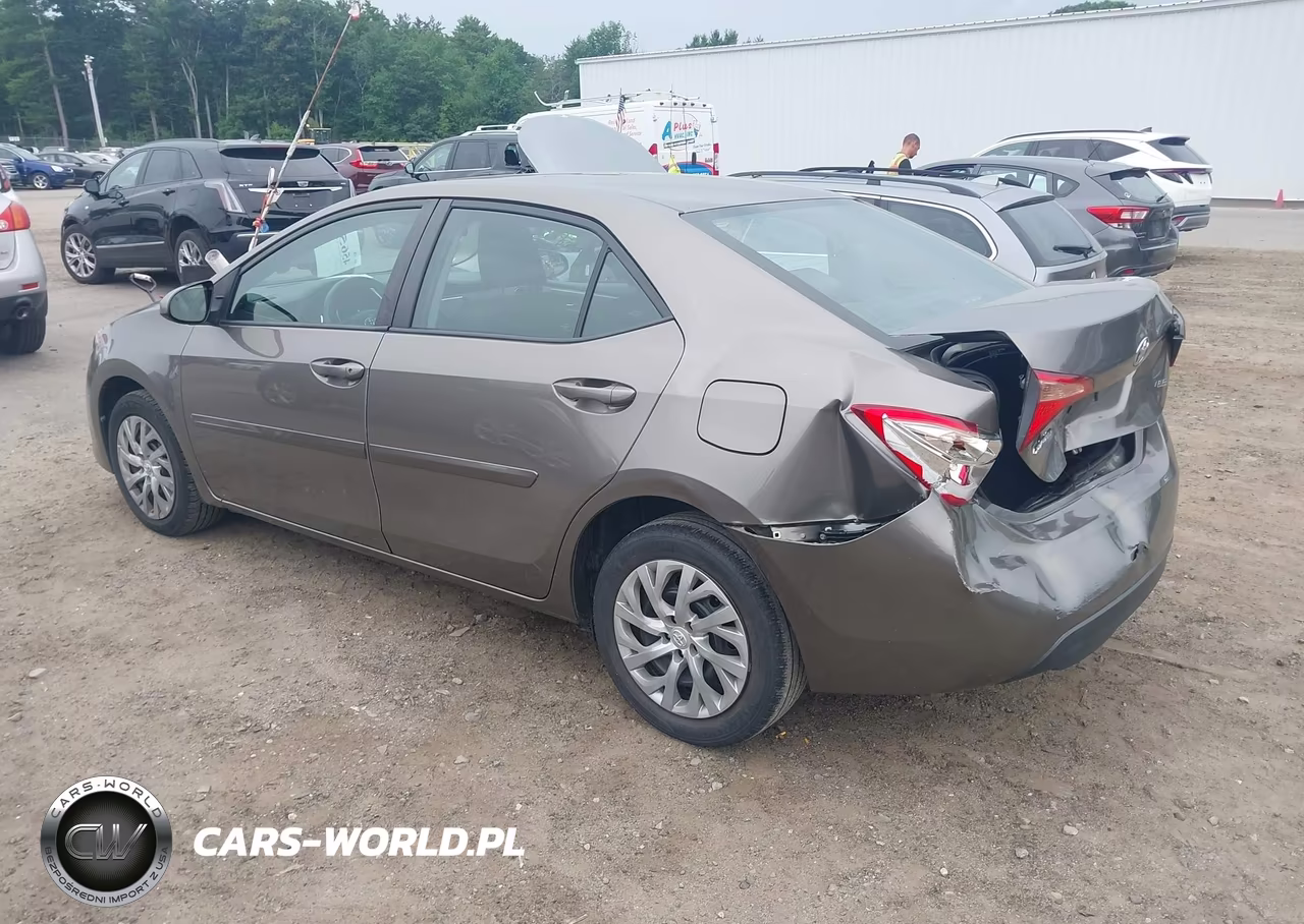 2019 Toyota Corolla Le VIN:2T1BURHE8KC180533 - 3