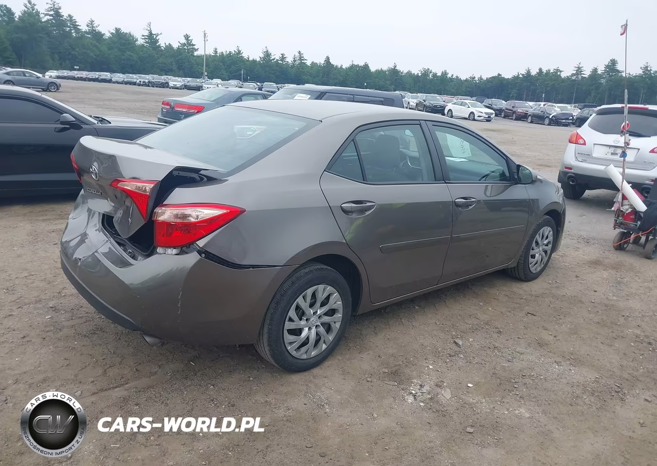 2019 Toyota Corolla Le VIN:2T1BURHE8KC180533 - 4
