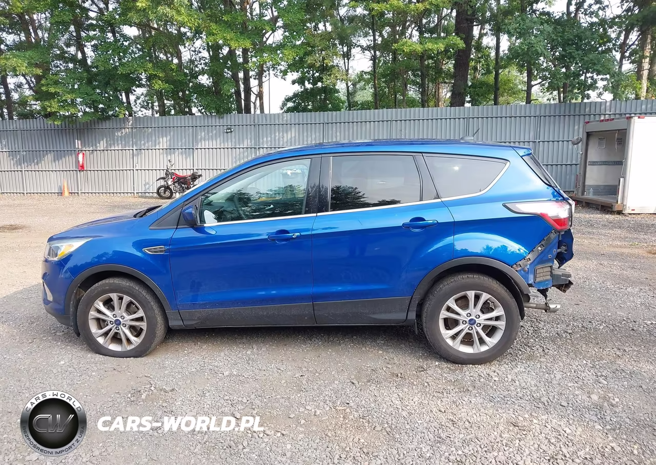 2017 Ford Escape Se VIN:1FMCU9GD4HUB34542 - 15