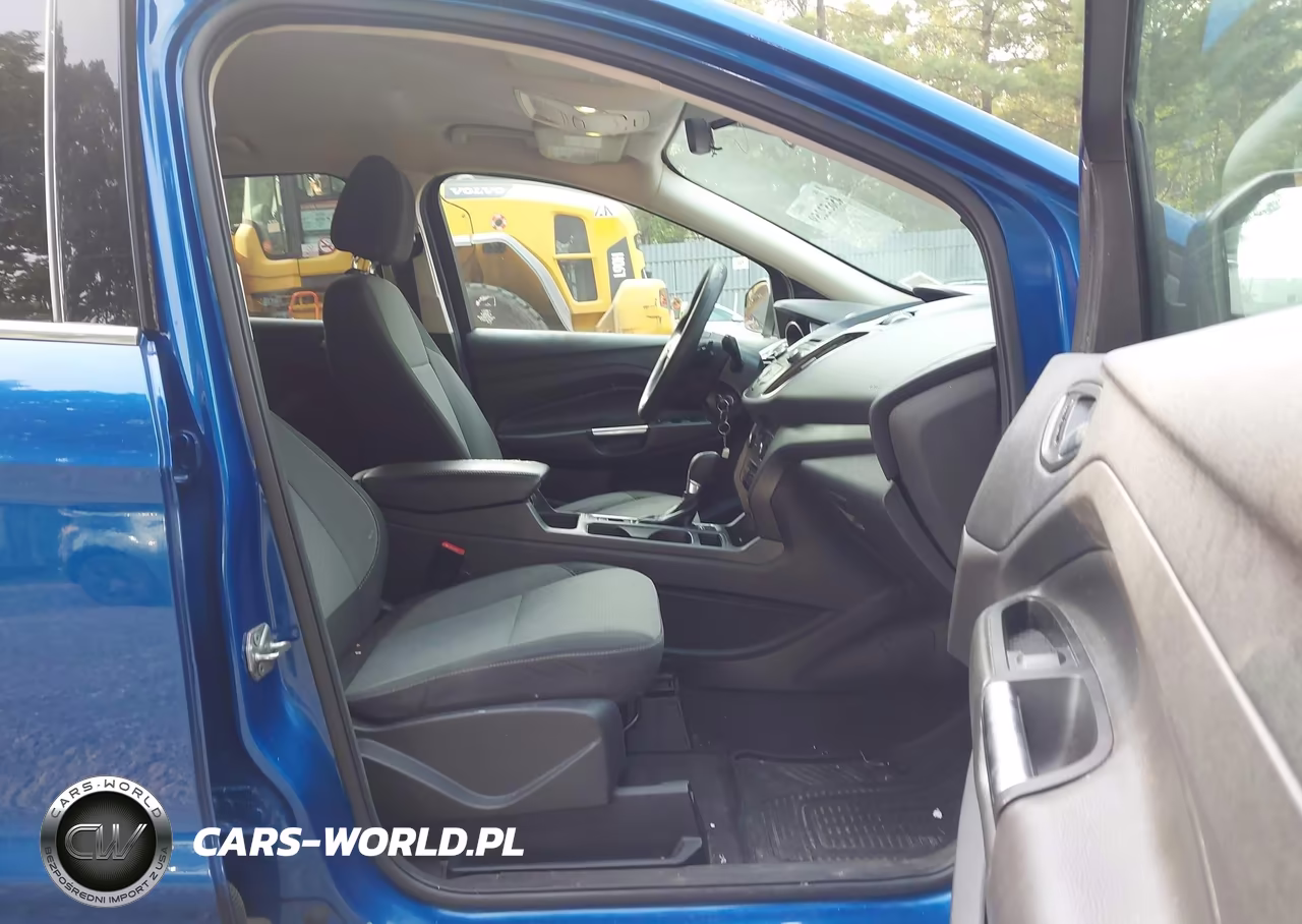 2017 Ford Escape Se VIN:1FMCU9GD4HUB34542 - 5