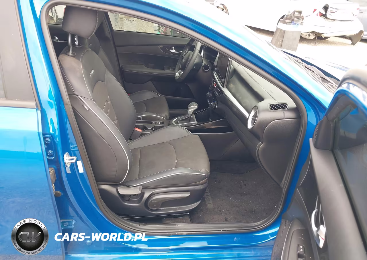 2023 Kia Forte Gt-Line VIN:3KPF54AD7PE531606 - 5