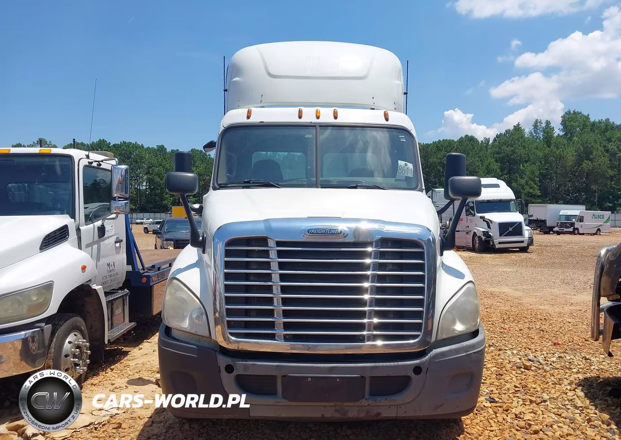 2014 Freightliner Cascadia 125 VIN:3AKJGED5XESFL2378 - 12