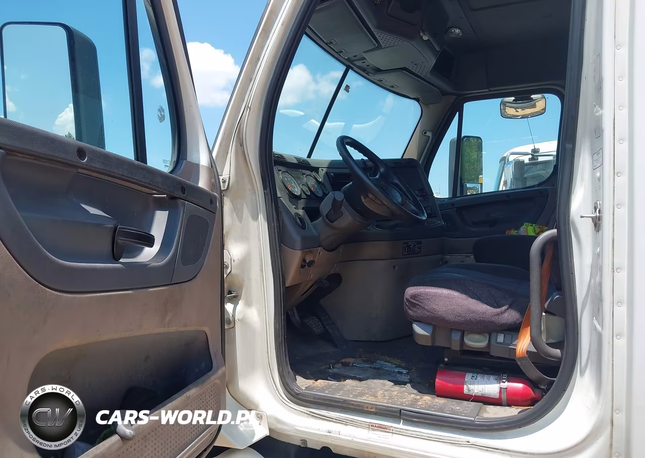 2014 Freightliner Cascadia 125 VIN:3AKJGED5XESFL2378 - 6