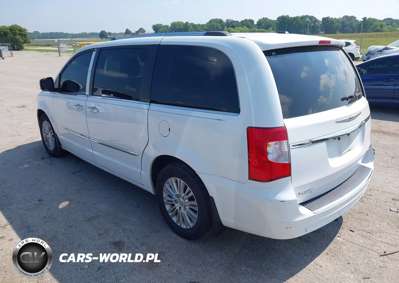 2014 Chrysler Town & Country Limited VIN:2C4RC1GG4ER467233 - 3