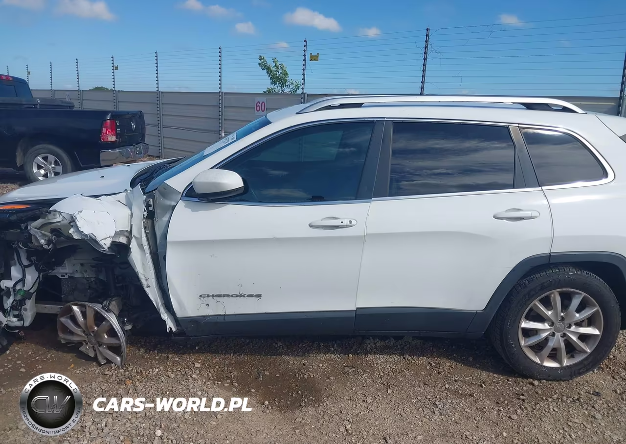 2015 Jeep Cherokee Limited VIN:1C4PJMDS6FW640265 - 13