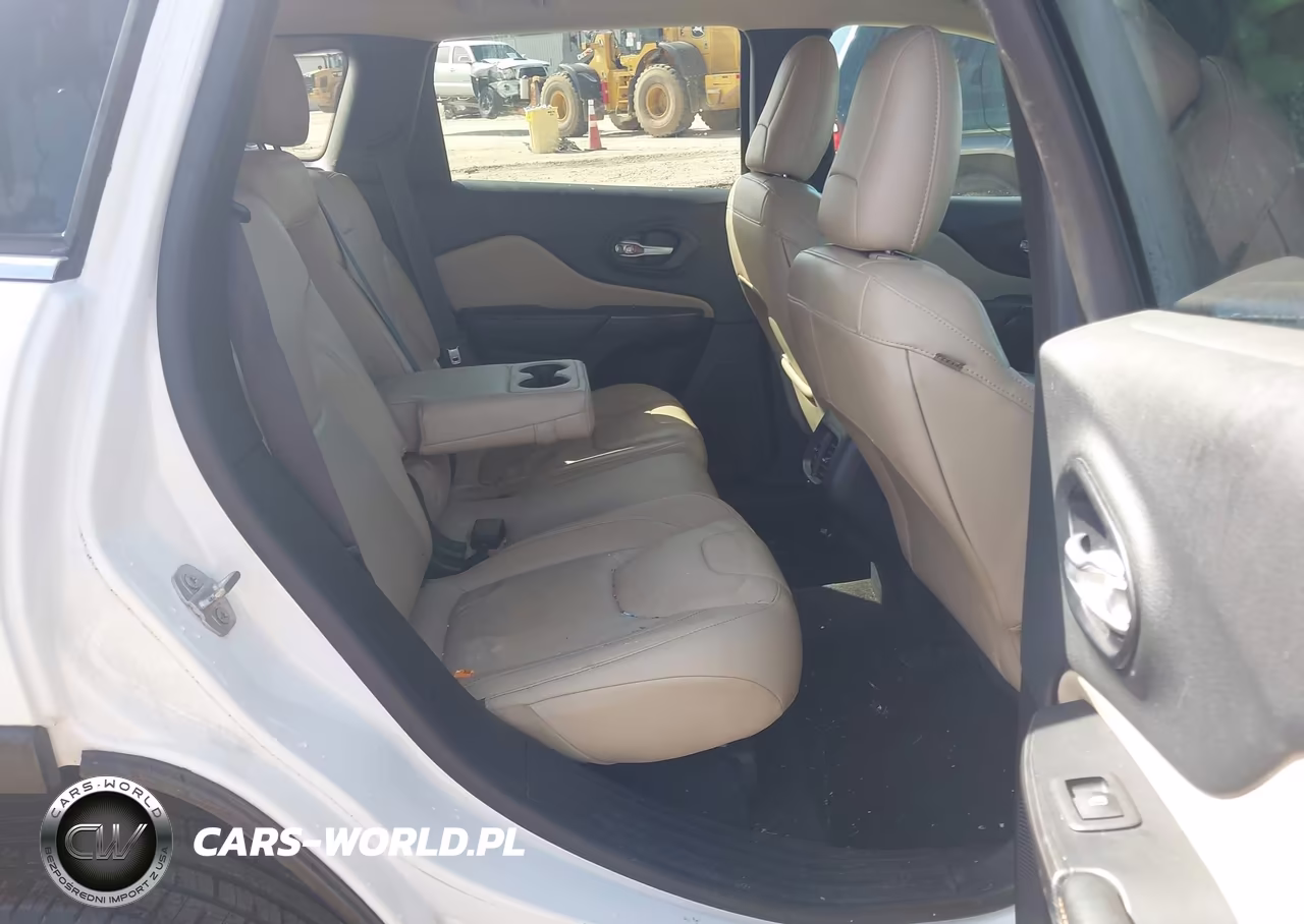 2015 Jeep Cherokee Limited VIN:1C4PJMDS6FW640265 - 8