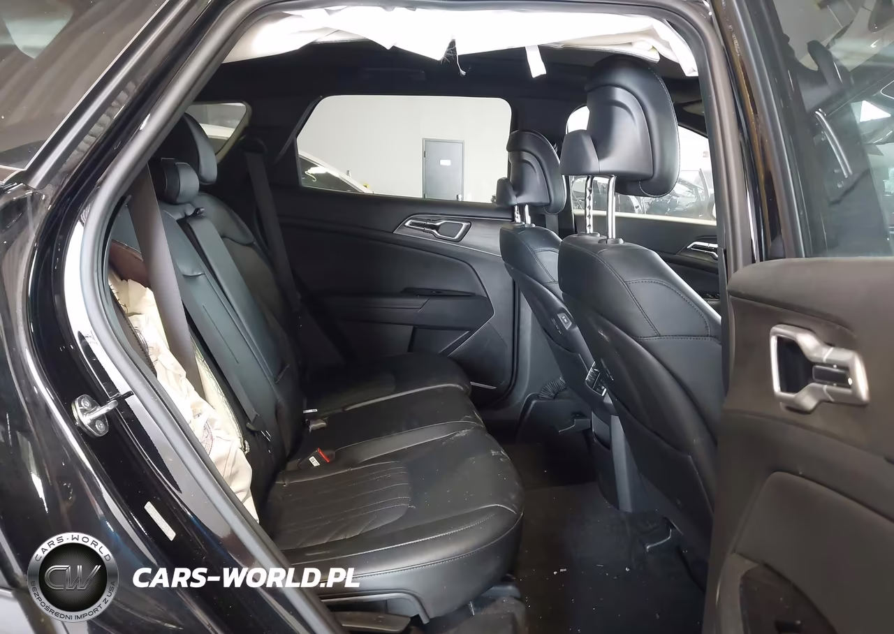 2025 Kia Sportage X-Line VIN:5XYK6CDF8SG270100 - 8