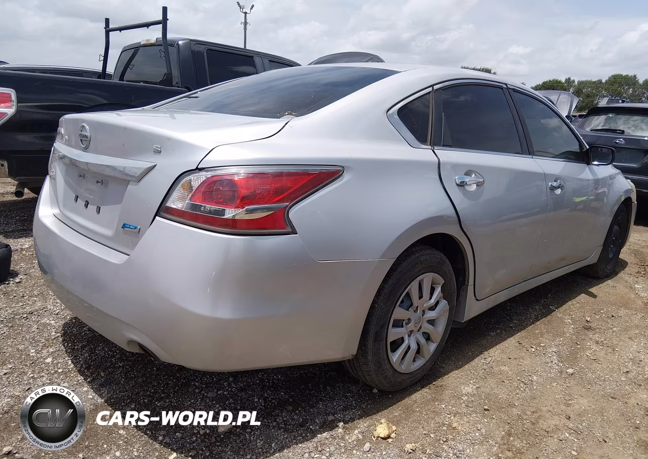 2014 Nissan Altima 2.5 S VIN:1N4AL3APXEC171777 - 4