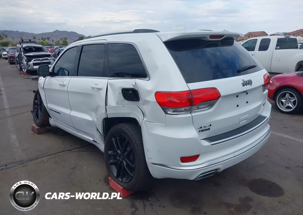 2020 Jeep Grand Cherokee Summit 4X4 VIN:1C4RJFJT7LC150383 - 3