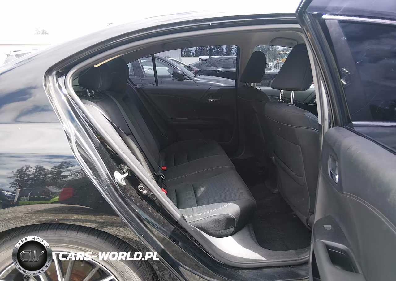2015 Honda Accord Sport VIN:1HGCR2E58FA072409 - 19