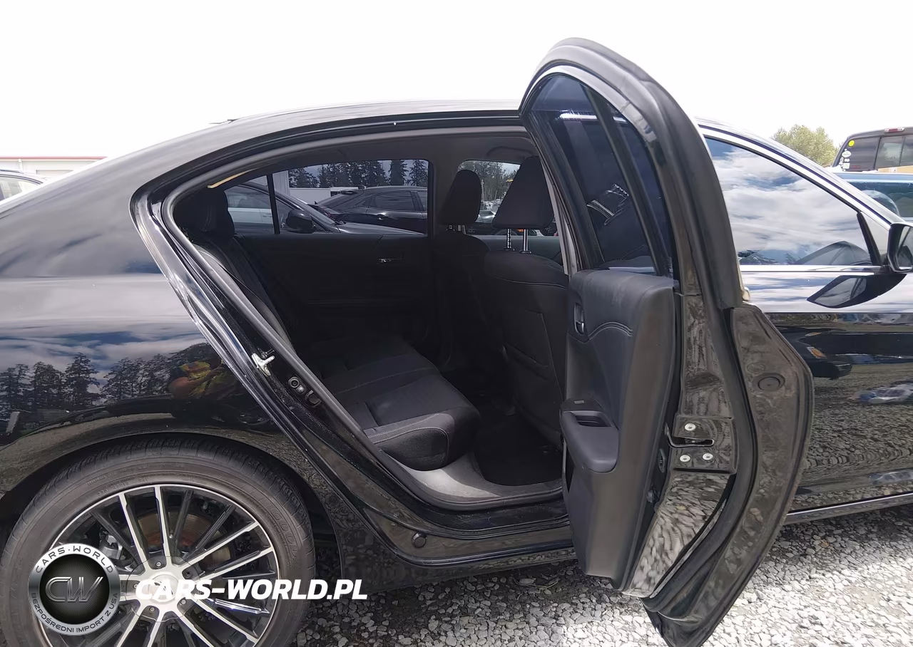 2015 Honda Accord Sport VIN:1HGCR2E58FA072409 - 8