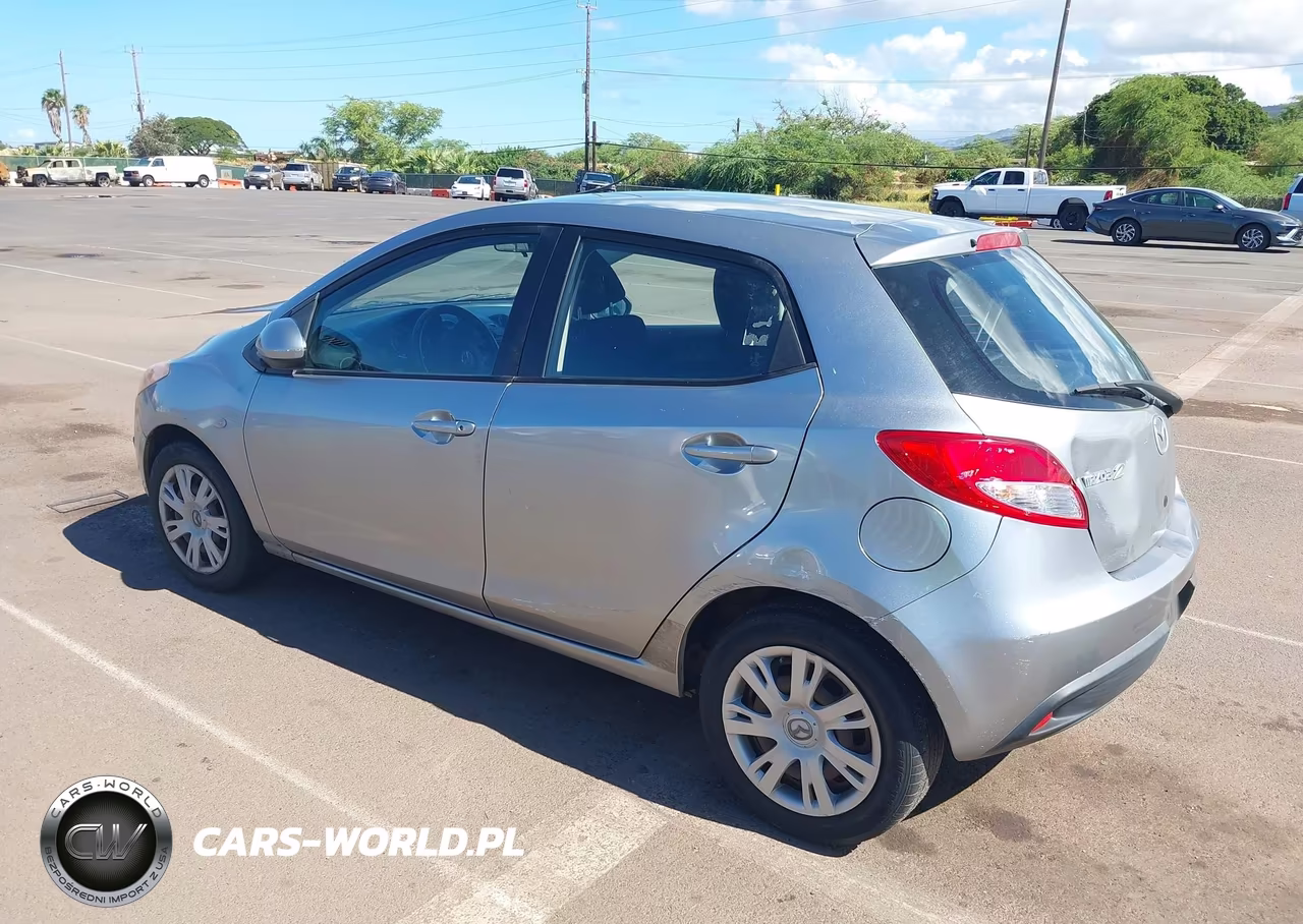 2012 Mazda Mazda2 Sport VIN:JM1DE1KY1C0137156 - 3