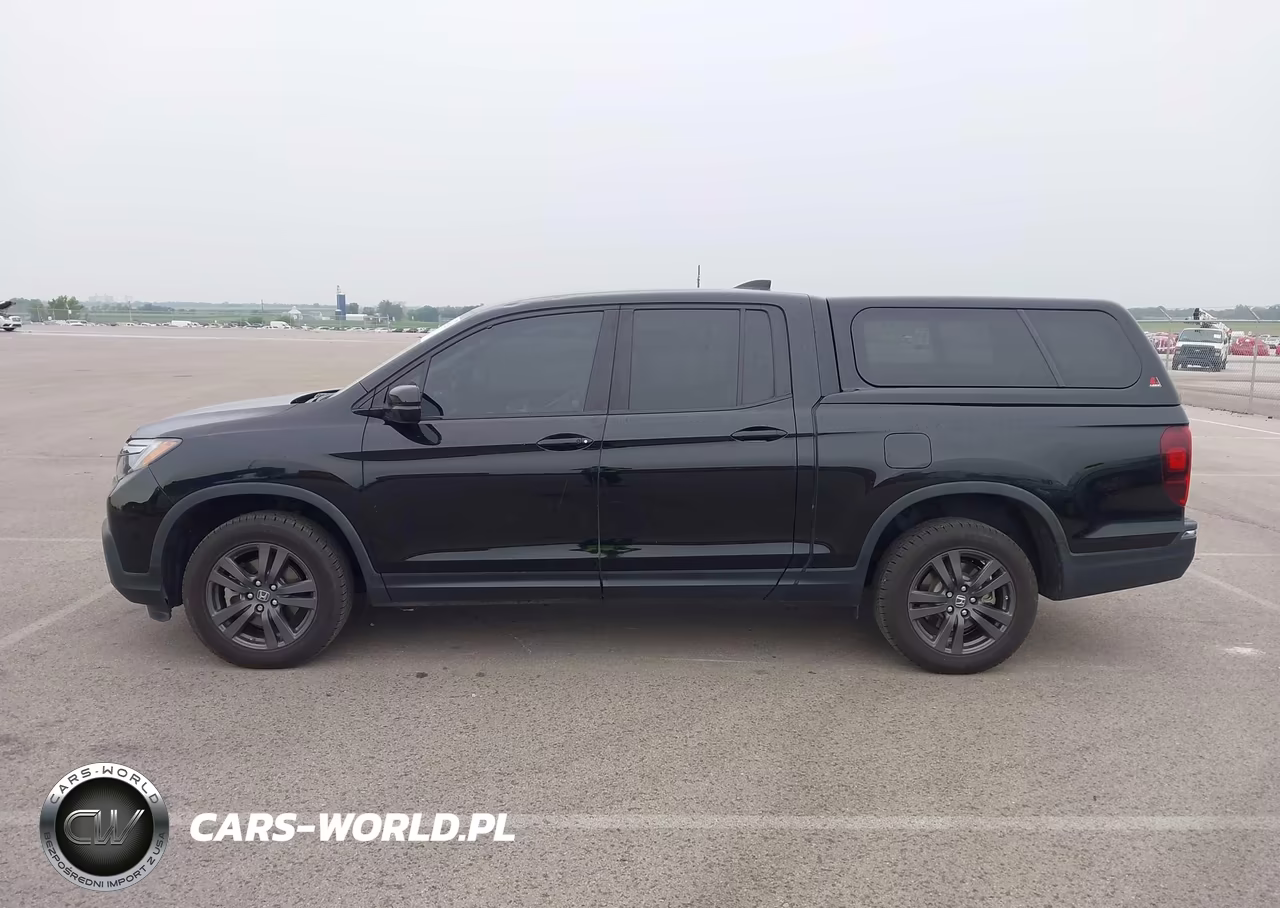 2017 Honda Ridgeline Sport VIN:5FPYK3F1XHB023952 - 14