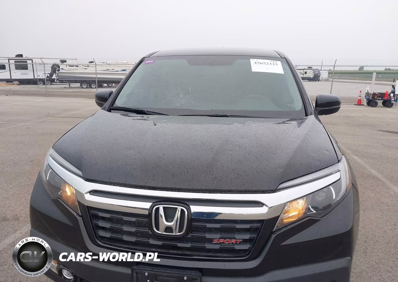 2017 Honda Ridgeline Sport VIN:5FPYK3F1XHB023952 - 6