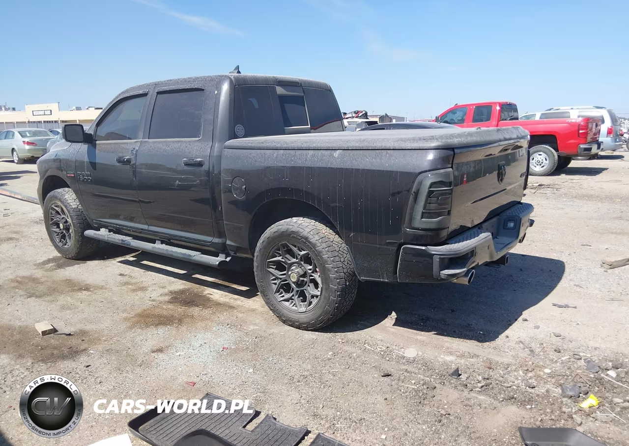 2016 Ram 1500 Sport VIN:1C6RR7MT7GS154933 - 3