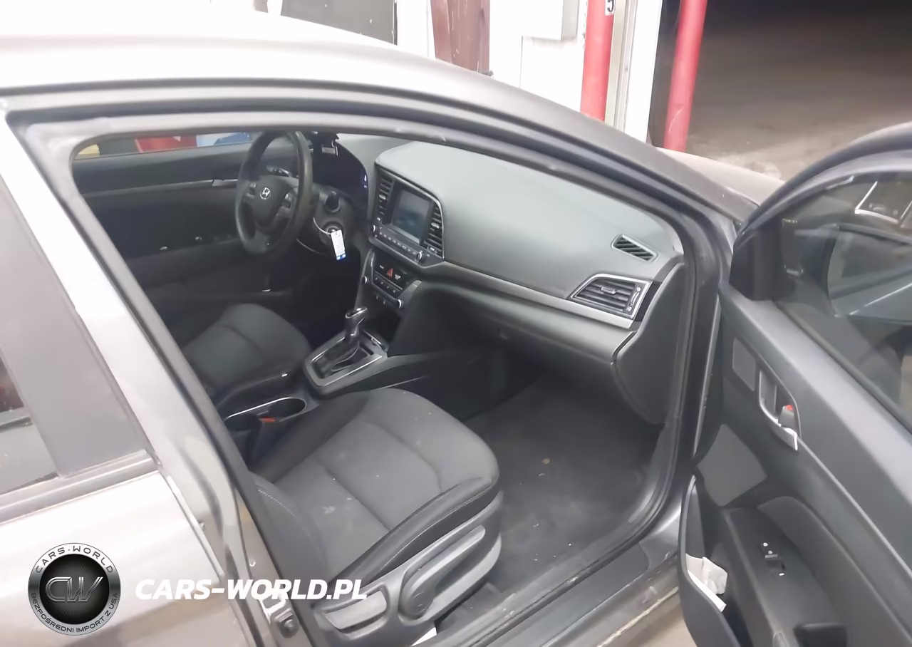2018 Hyundai Elantra Sel VIN:5NPD84LF0JH395111 - 5
