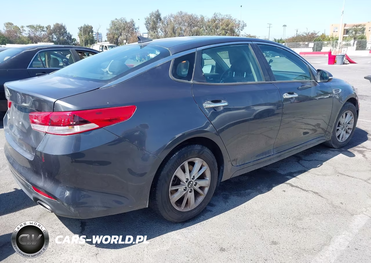 2017 Kia Optima Lx VIN:5XXGT4L30HG131149 - 4