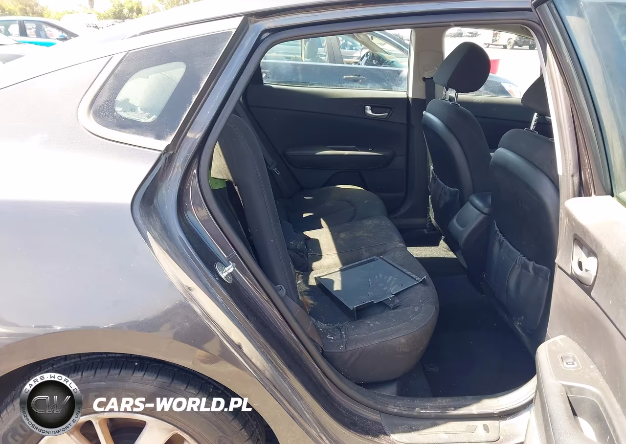 2017 Kia Optima Lx VIN:5XXGT4L30HG131149 - 8