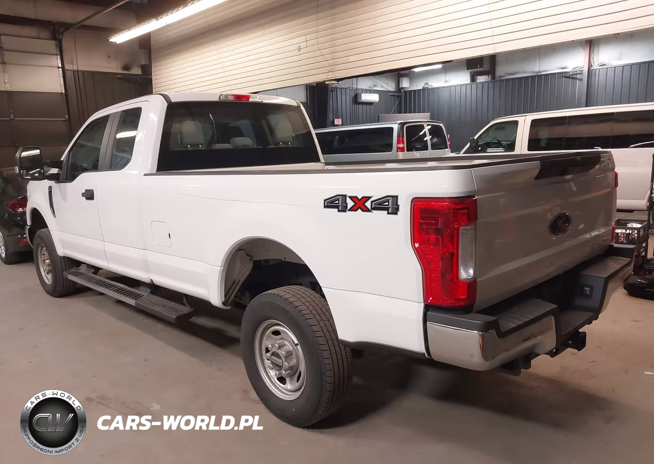 2018 Ford F-250 Xl VIN:1FT7X2B62JEC83951 - 3