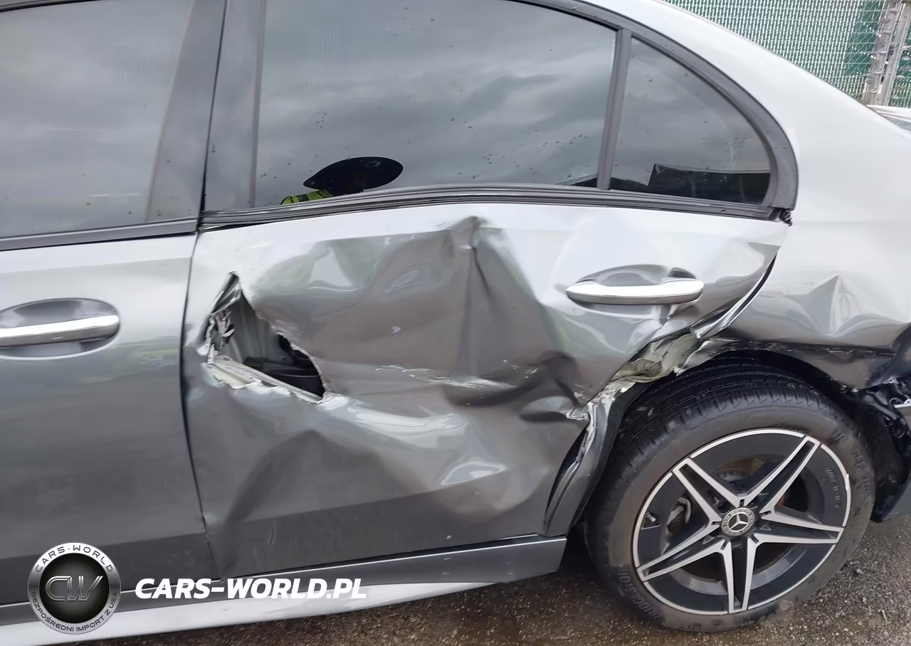 2024 Mercedes-Benz C 300 VIN:W1KAF4HBXRR167187 - 17