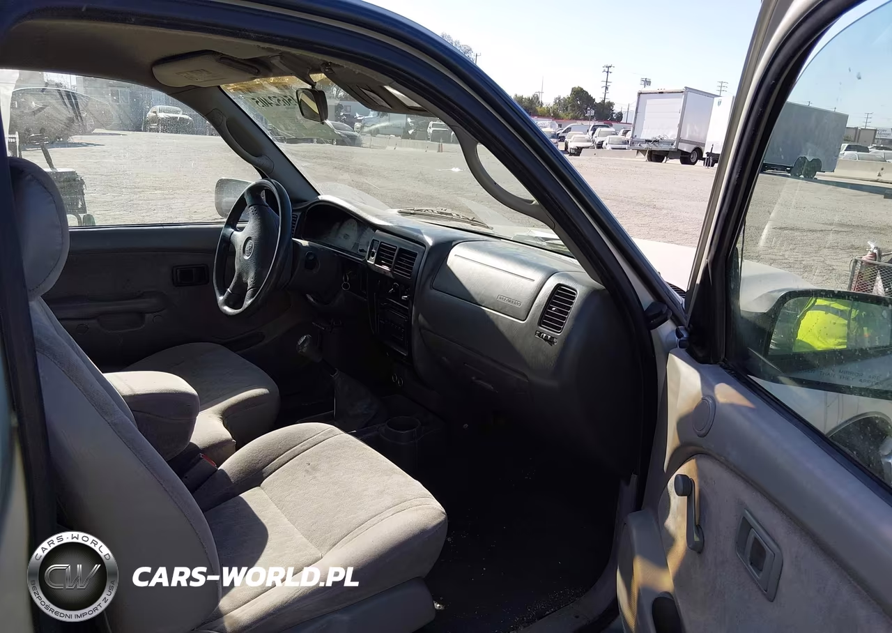 2004 Toyota Tacoma VIN:5TEVL52N94Z397846 - 5