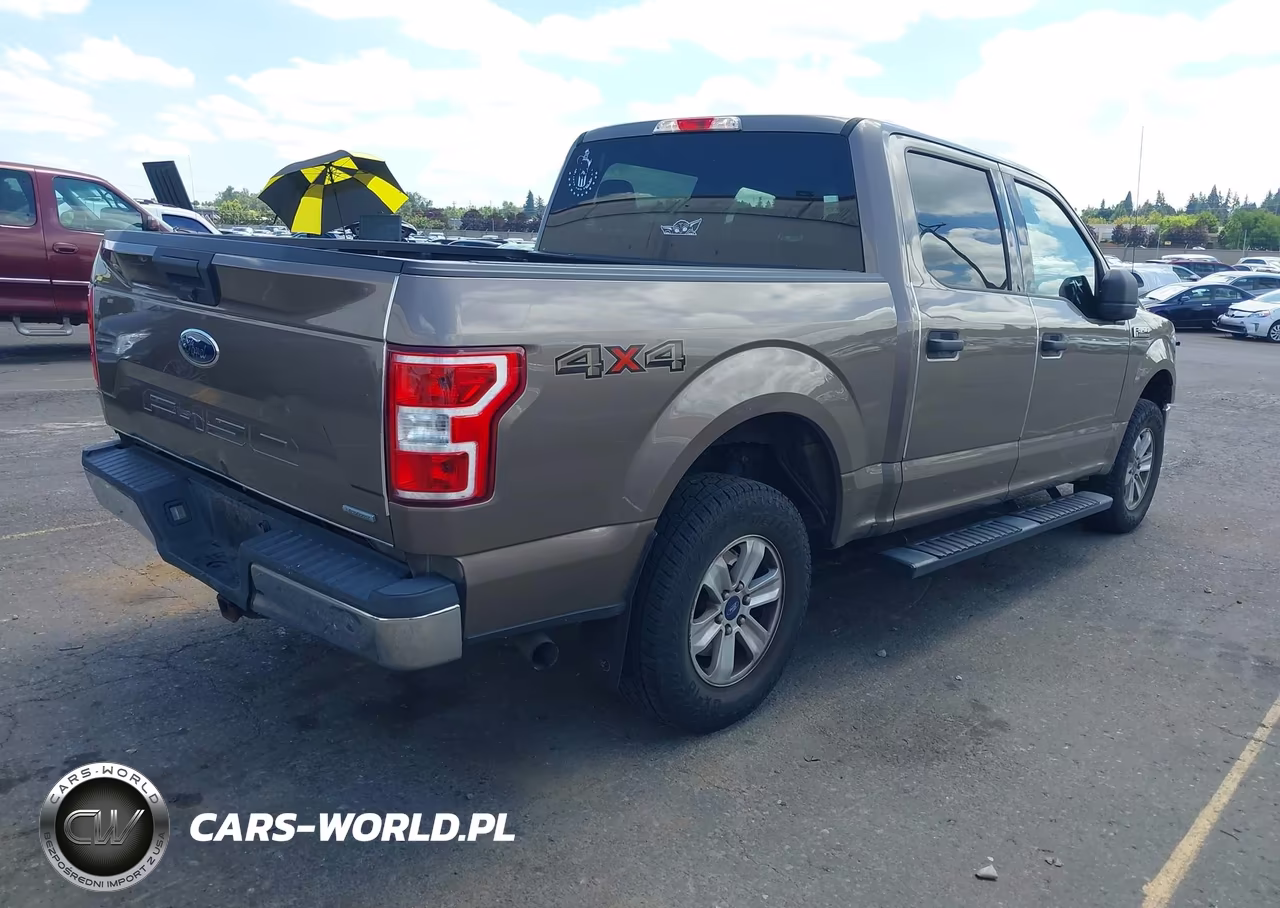 2018 Ford F-150 Xlt VIN:1FTEW1EP6JKC86183 - 4