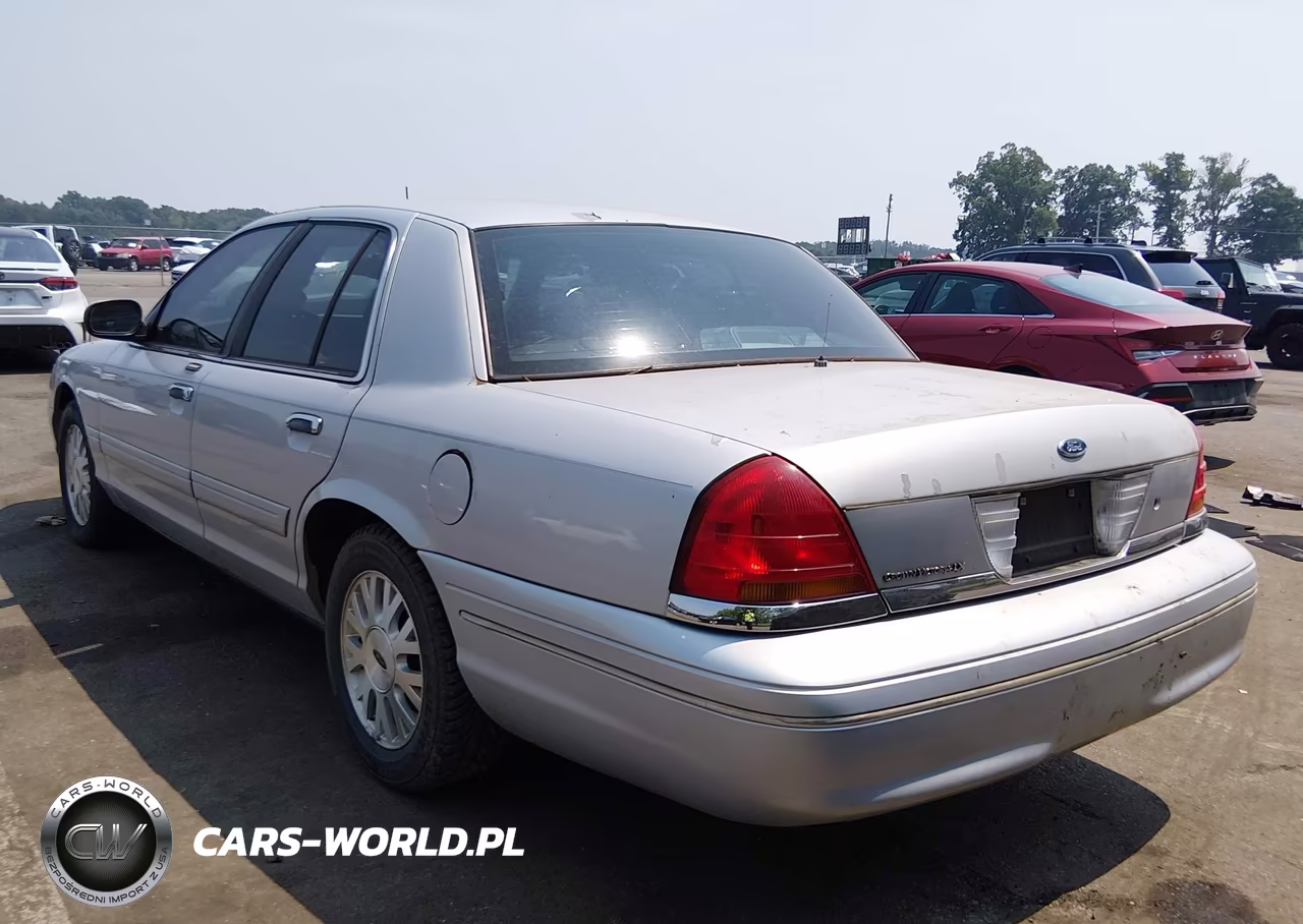 2003 Ford Crown Victoria Lx VIN:2FAFP74W33X164769 - 3