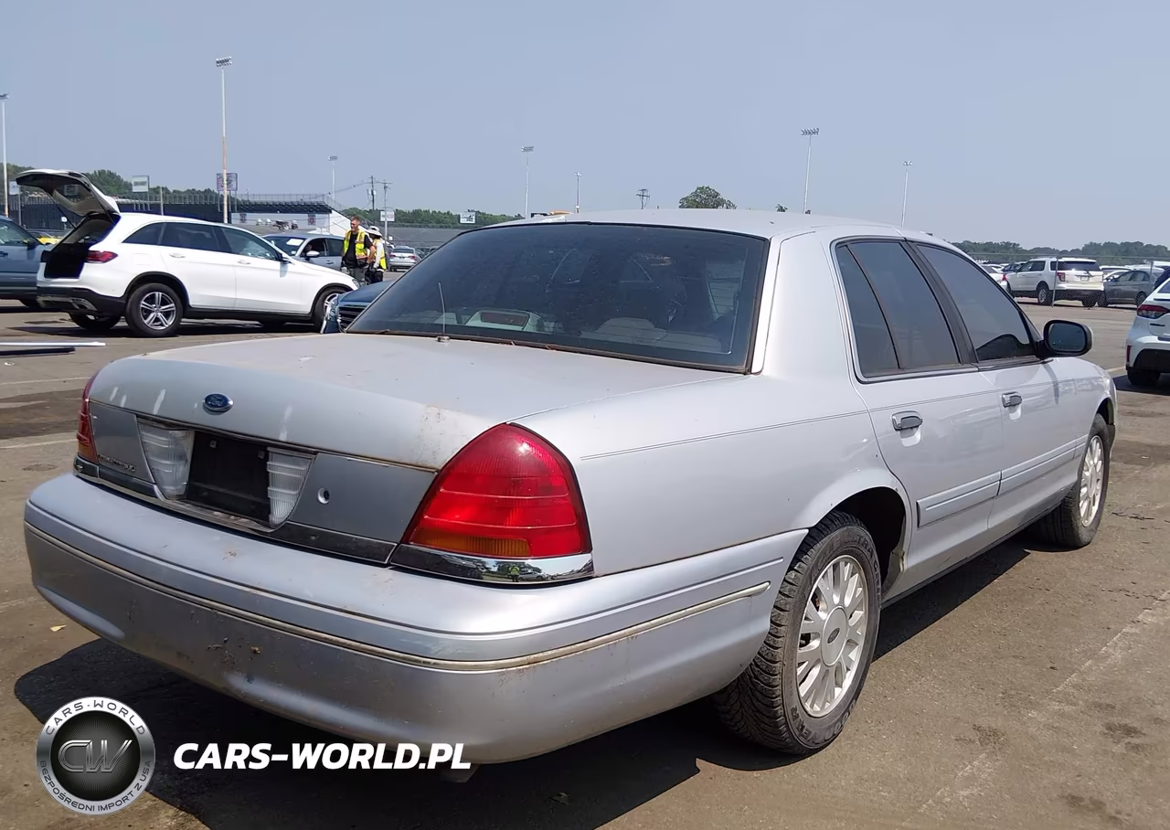 2003 Ford Crown Victoria Lx VIN:2FAFP74W33X164769 - 4
