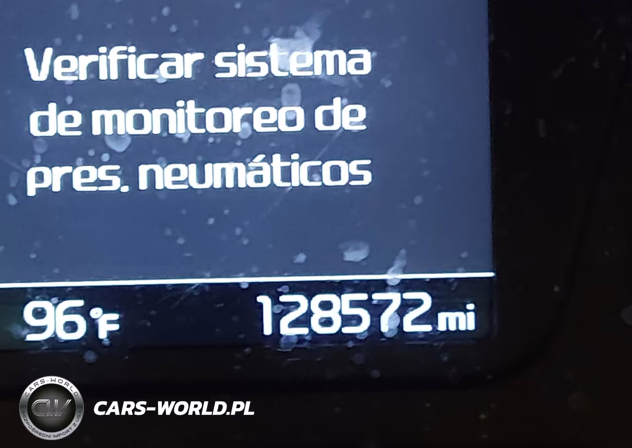 2019 Kia Sorento 3.3L S VIN:5XYPGDA53KG607955 - 15