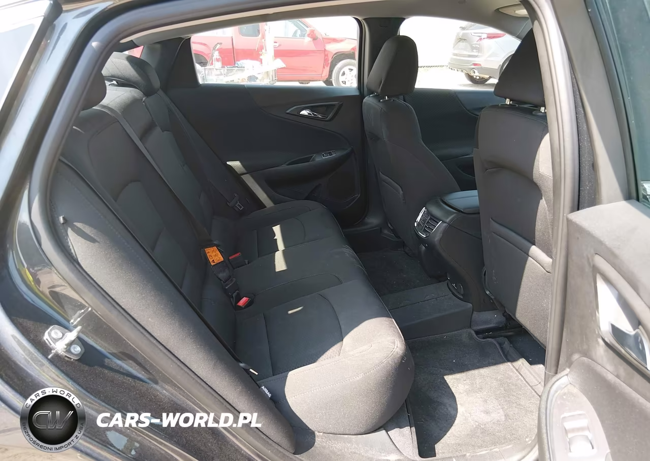 2018 Chevrolet Malibu Lt VIN:1G1ZD5ST2JF253943 - 8