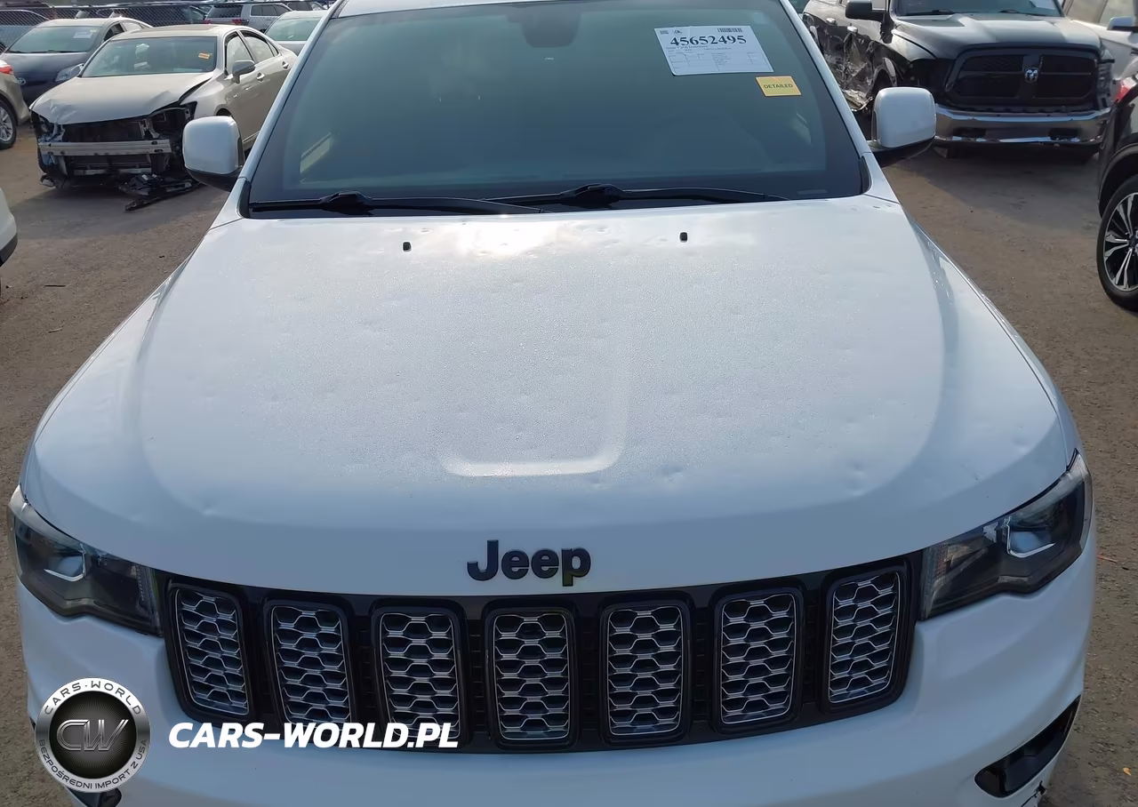 2020 Jeep Grand Cherokee Altitude 4X4 VIN:1C4RJFAG9LC267370 - 18