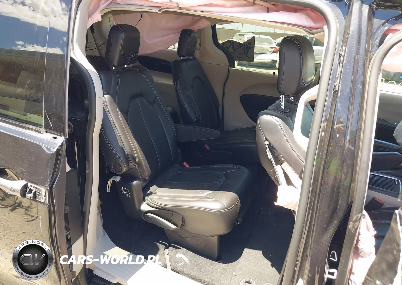 2023 Chrysler Pacifica Touring L Awd VIN:2C4RC3BG9PR585476 - 8