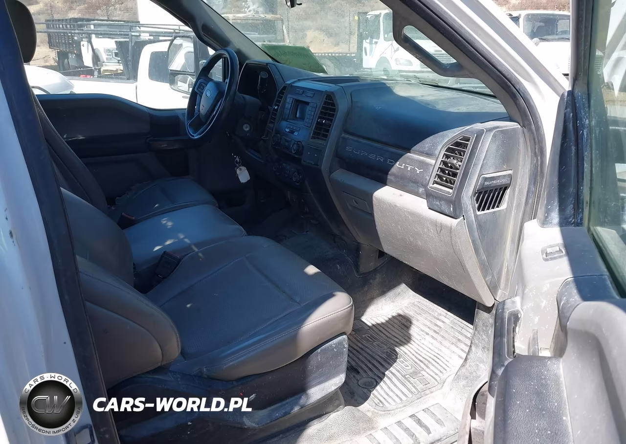 2020 Ford F-550 Chassis Xl VIN:1FDUF5GT7LDA03550 - 7