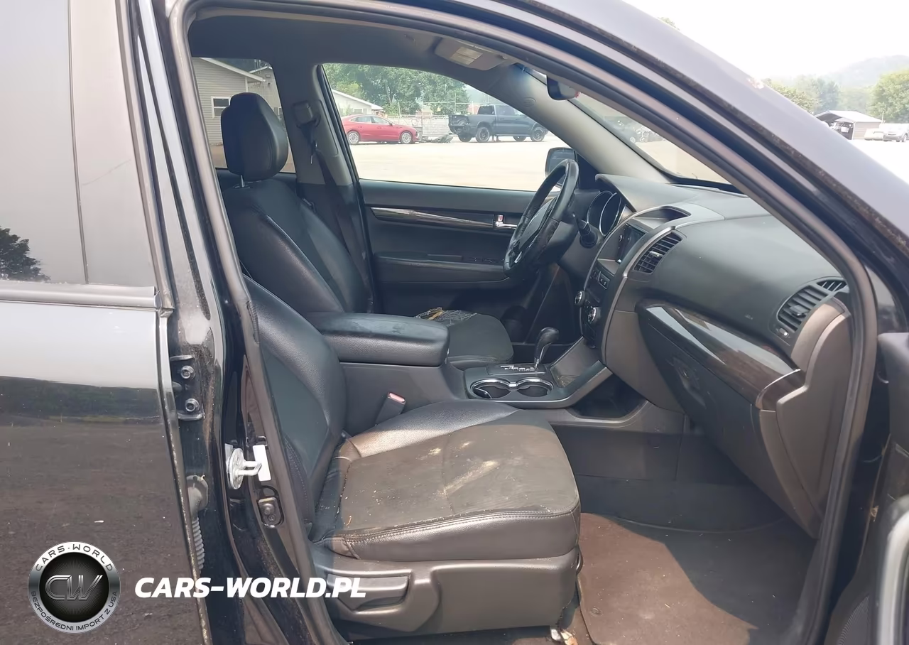 2011 Kia Sorento Ex V6 VIN:5XYKU4A23BG182312 - 5