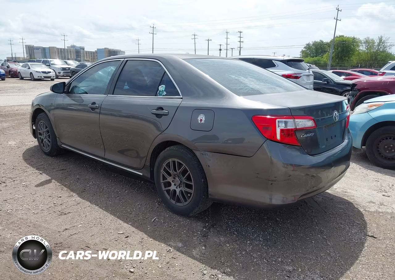 2012 Toyota Camry Le VIN:4T4BF1FK7CR179609 - 3