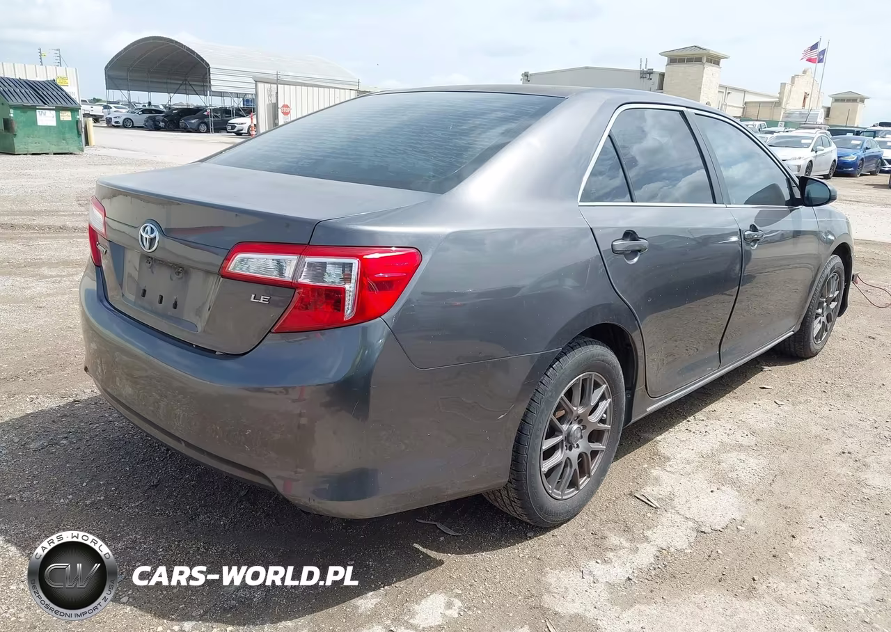 2012 Toyota Camry Le VIN:4T4BF1FK7CR179609 - 4