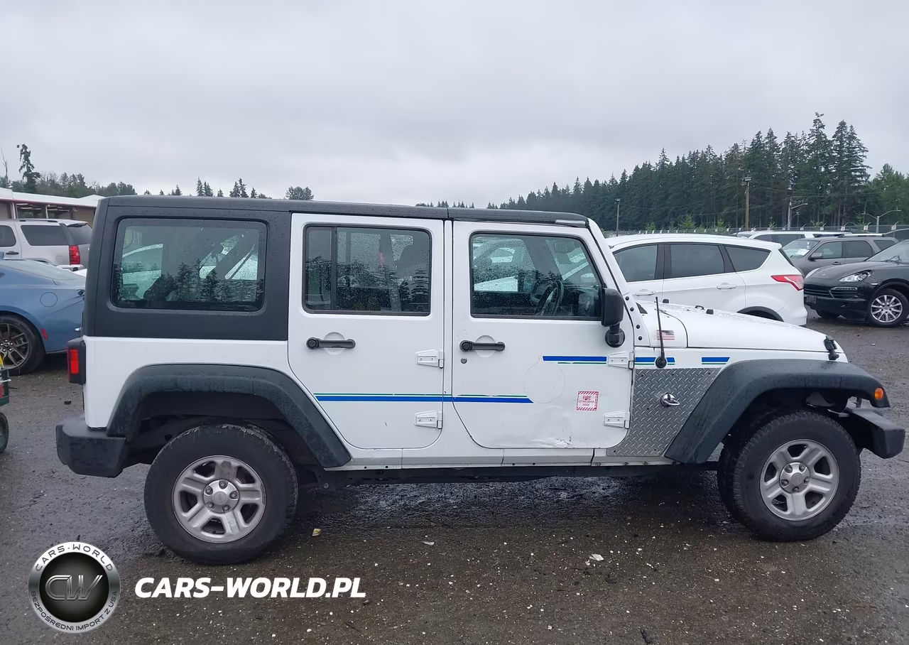 2015 Jeep Wrangler Unlimited Sport Rhd VIN:1C4BJWKG4FL630145 - 13